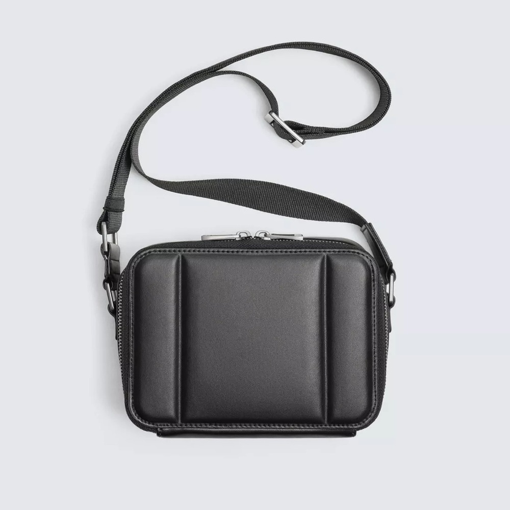 NWT Zara Man Unisex Rigid Box QUILTED CROSSBODY BAG Black